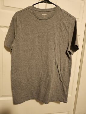 Goodfellow & Co Heather Gray Short Sleeve Crew Neck Tee